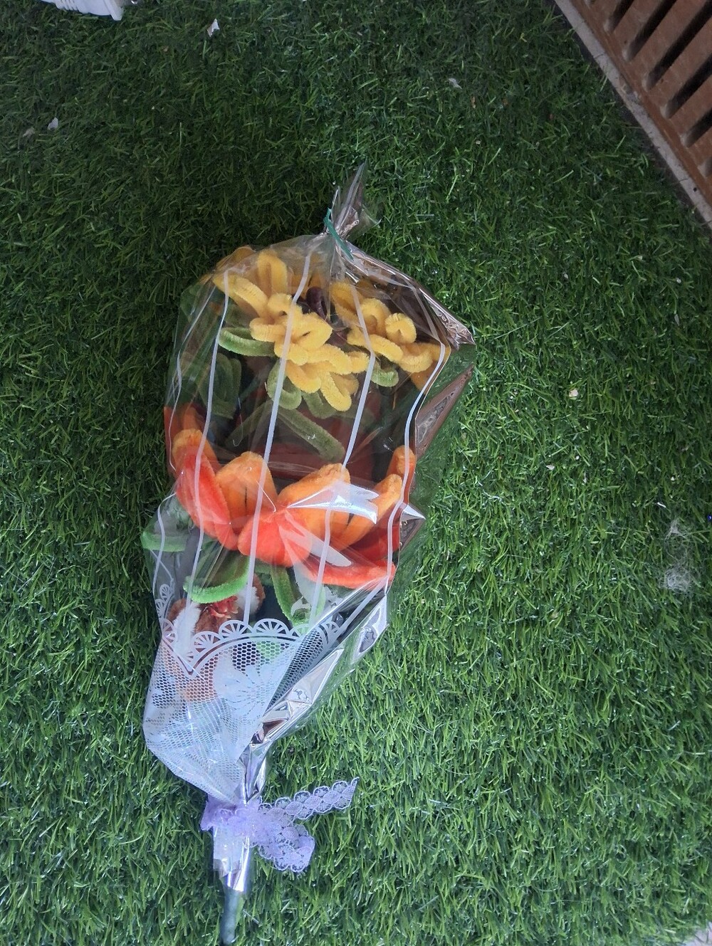 HANDMADE 4 chenile Sunflowers Plus Bear Plant Stick These Are So Beautiful - Picture 3 of 3